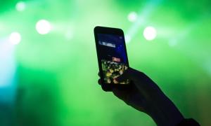 person holding smartphone