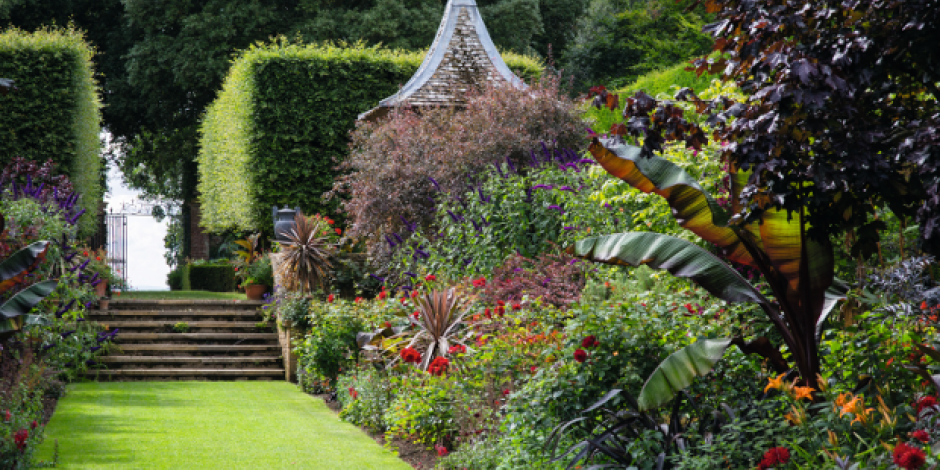 Hidcote Manor house and garden 