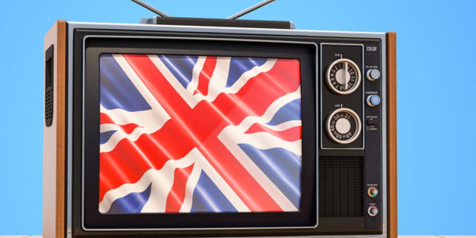 Fernseher mit Großbritannien-Flagge im Bild